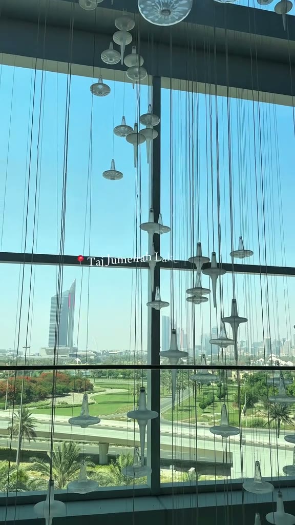 Taj Jumeirah Lake Towers